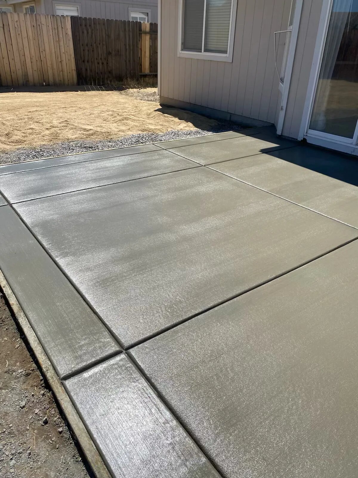 Finished backyard concrete patio